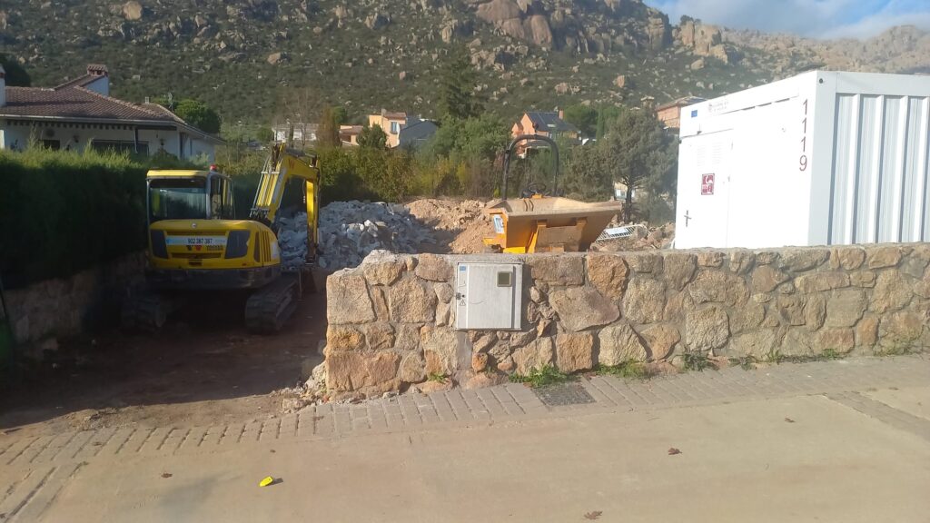 WhatsApp Image 2024-10-09 at 22.30.23 (3)